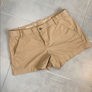 Gap khaki shorts, sz 12